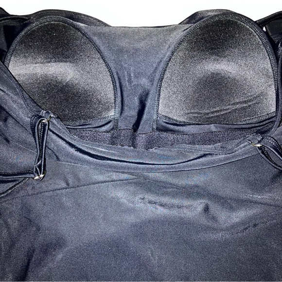 Summersalt The Oasis Ruffle One Piece Swimsuit Black Square Neck Size 8 NWOT - Picture 11 of 12